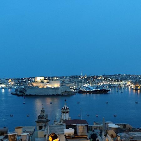 Ripple 23 Savynomad Harbour Residences Valletta Exterior foto